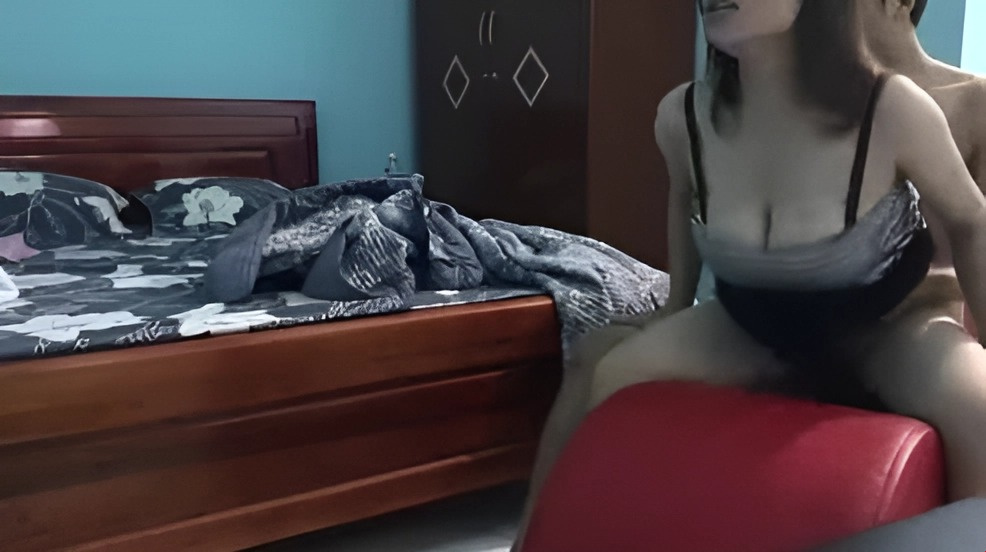 Buy a chair and fuck me